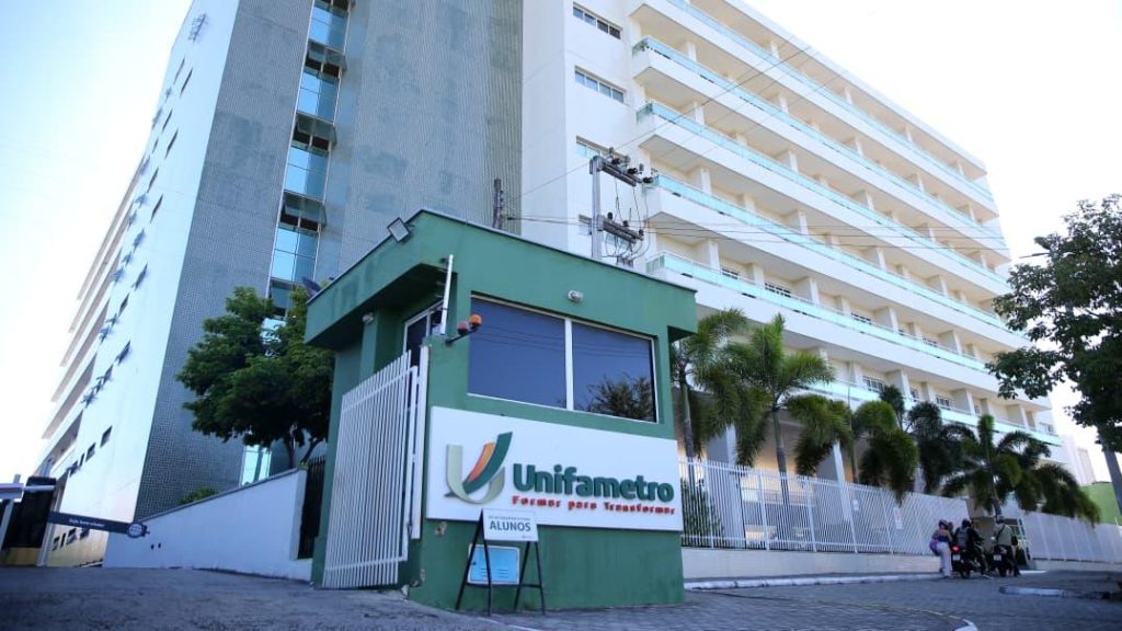 Grupo dono da Estácio manterá nome Unifametro e pagará adicional de R$ 1,2 mi por aluno de Medicina
